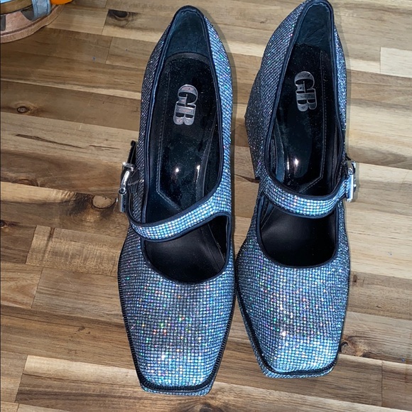 Gianni Bini silver holographic Sparkling Mary Jane square Heels - Picture 3 of 15